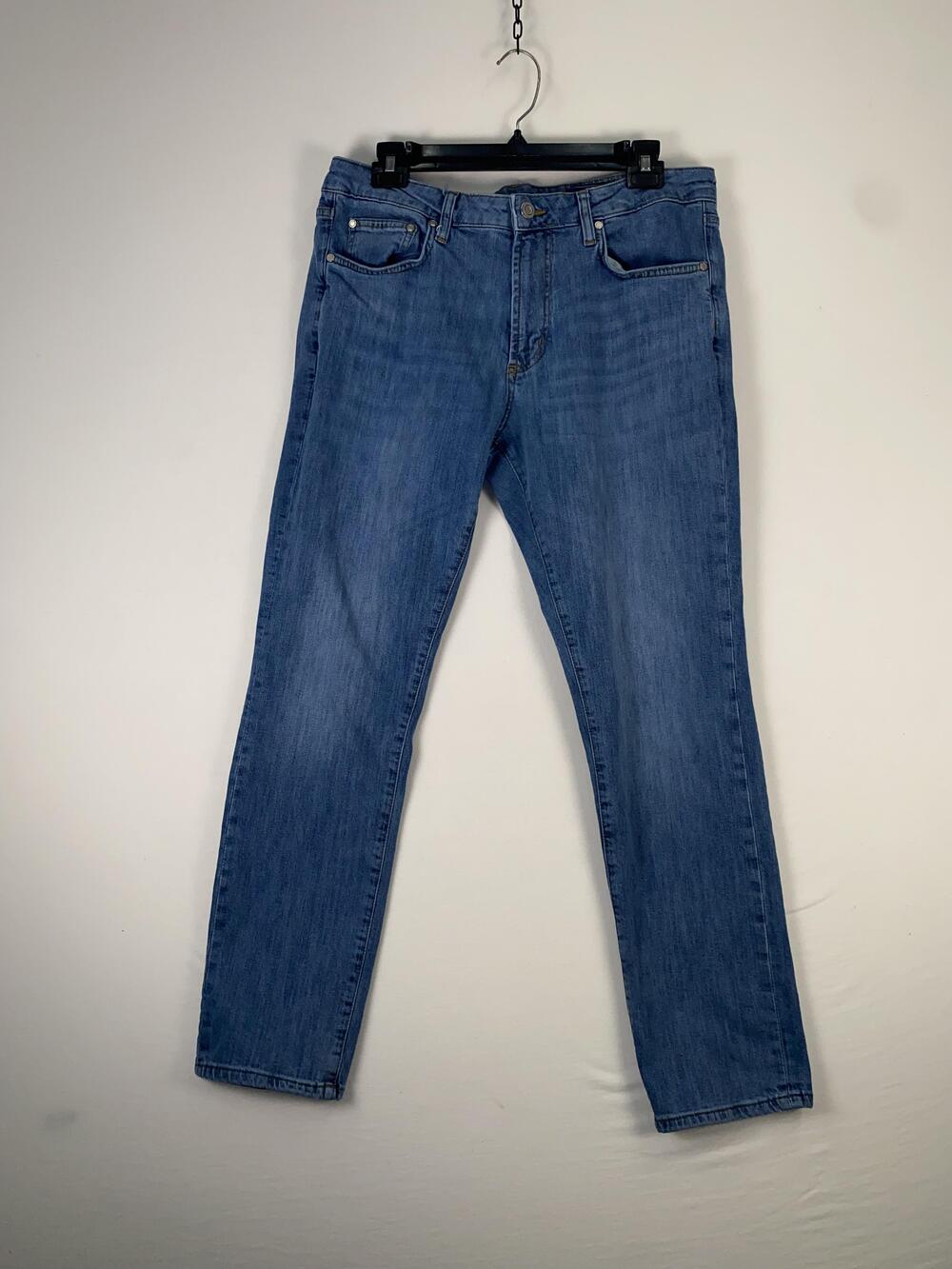 Vineyard Vines Jeans Mens 34x30 Blue Medium Wash Regular Fit Stretch Denim Pants